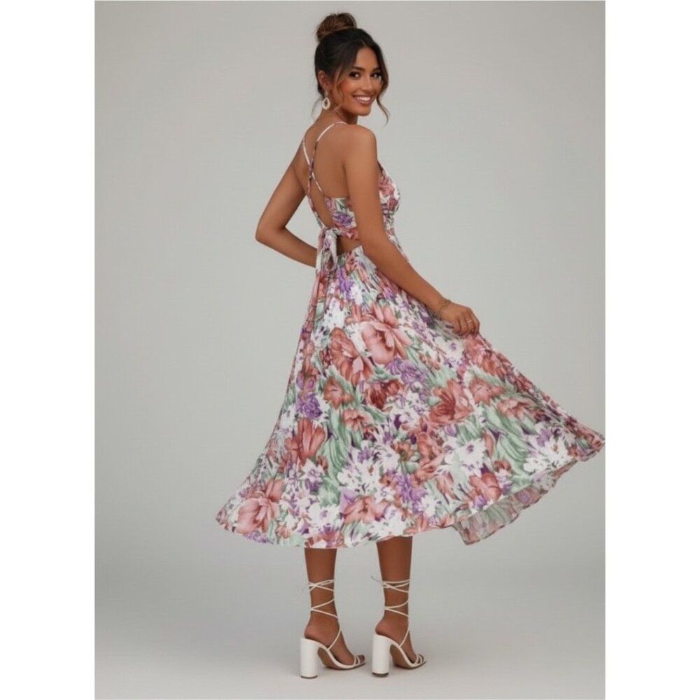 Floral Print Pleated Cami Dress - Picture 7 of 11